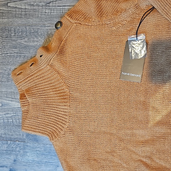 Harve Benard Medium Dark Camel Woman's Sweater NWT - Picture 2 of 7